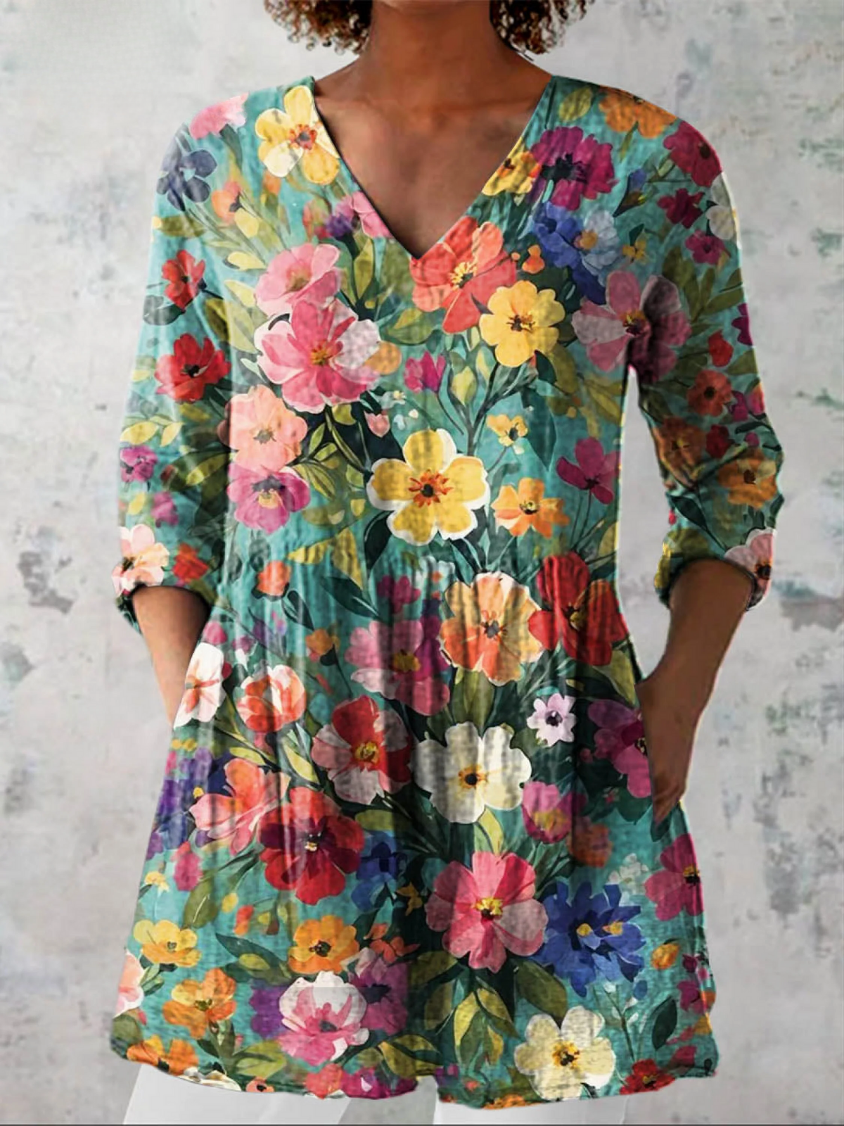 INES™ | Blouse longue à col en V