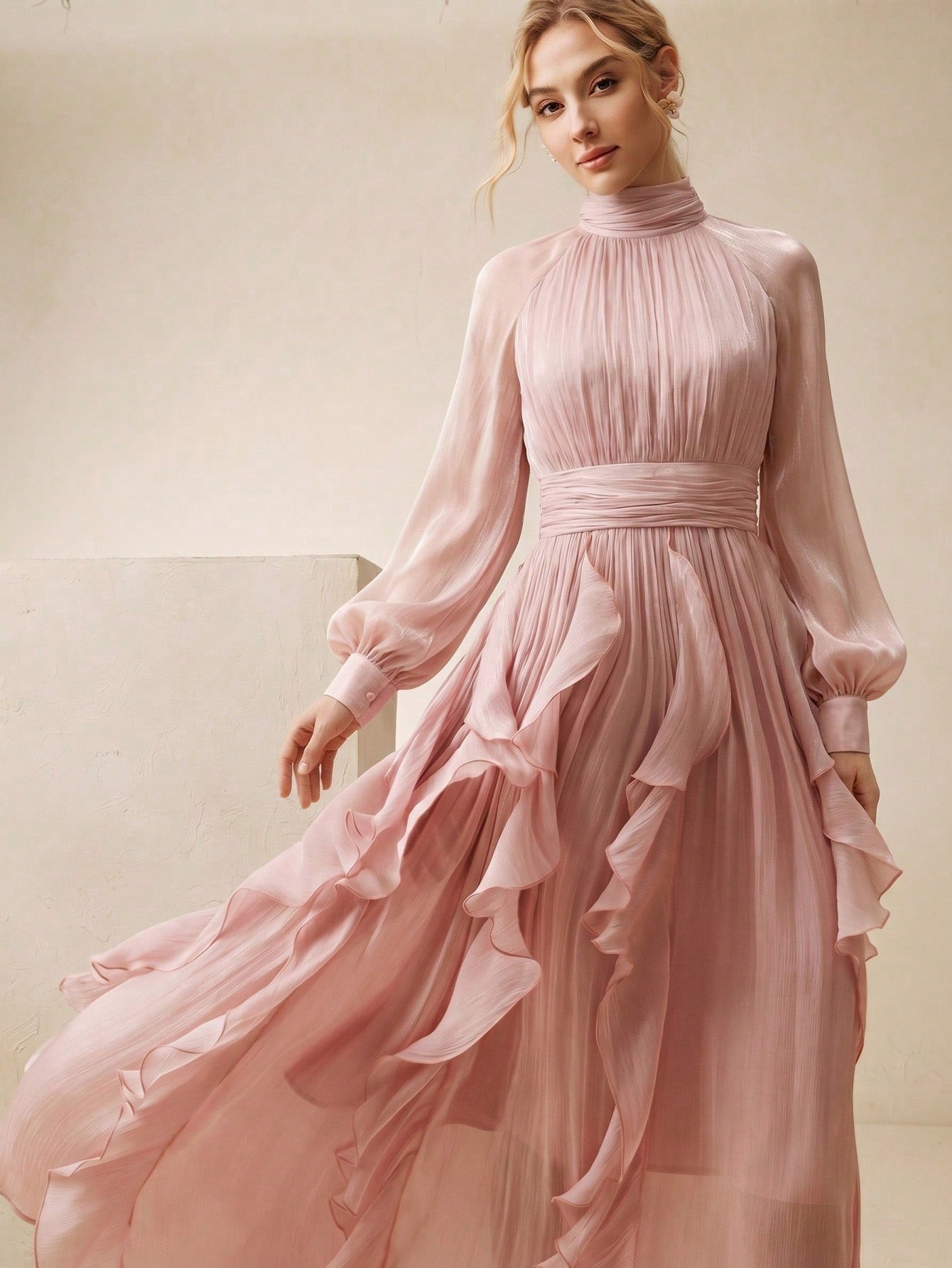 ELLA | Robe élégante à col montant et volants