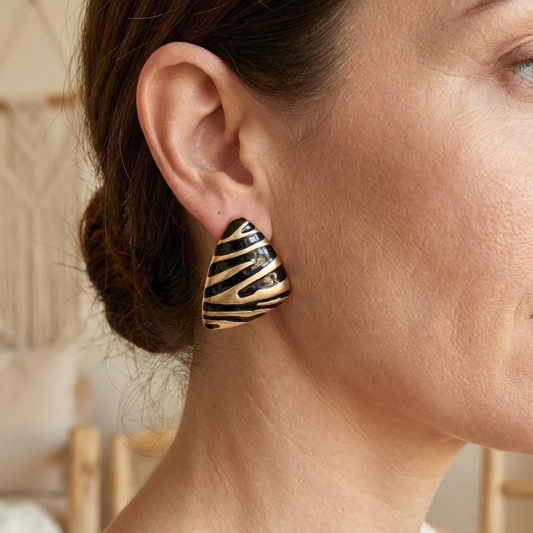 Boucles d'oreilles clous en forme de triangle zèbre