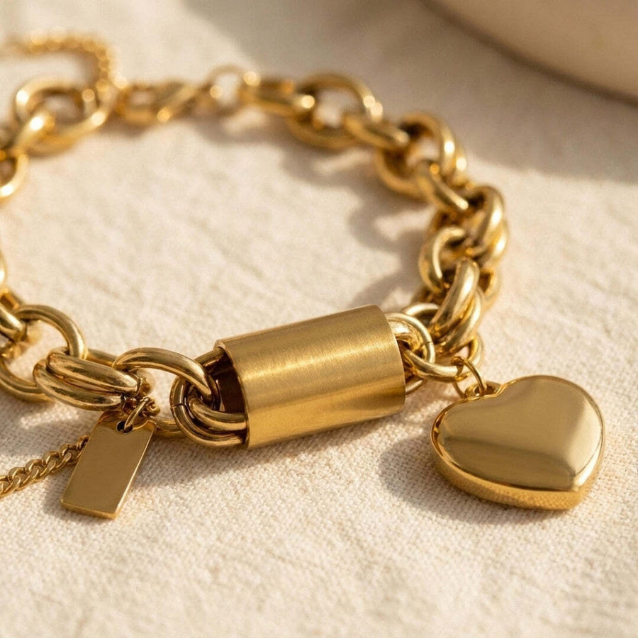 Bracelet en Maillons au Cœur Doré