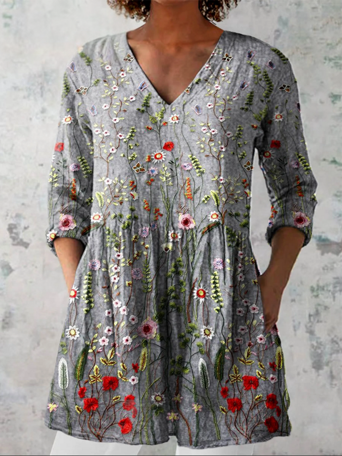 LANA™ | Blouse longue à col en V