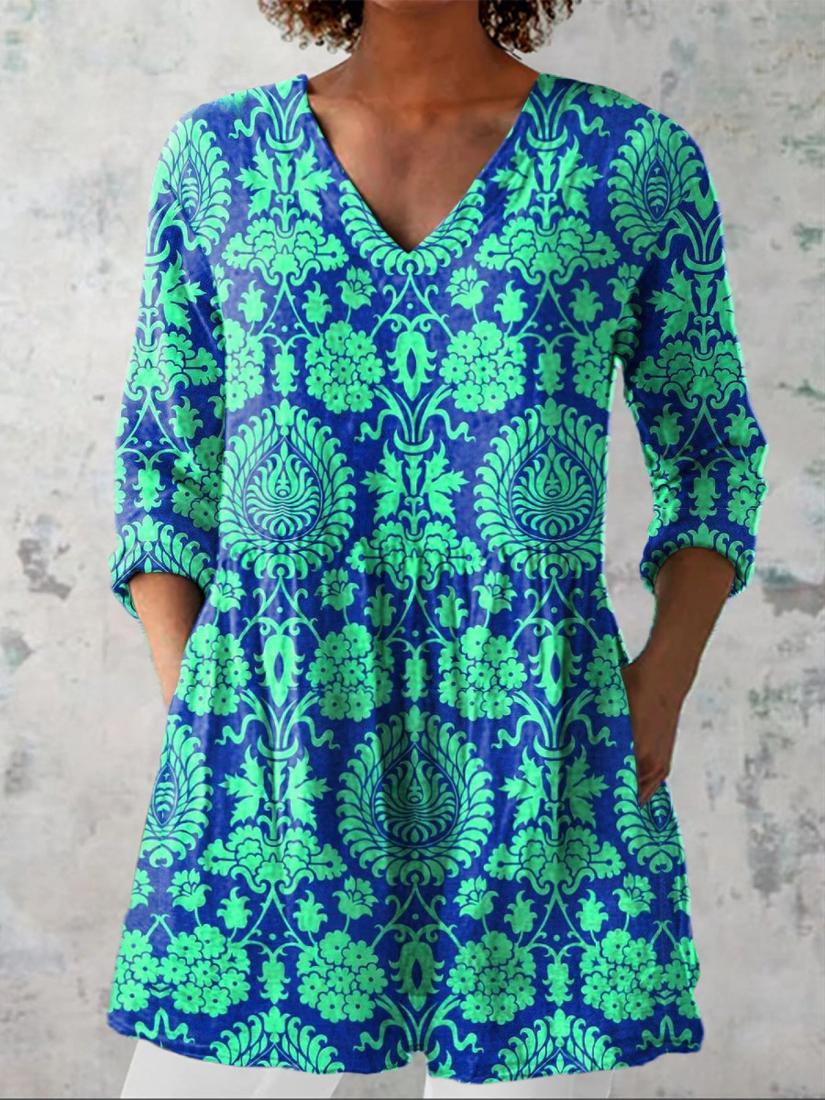 BEATRIX™ | Blouse longue à col en V