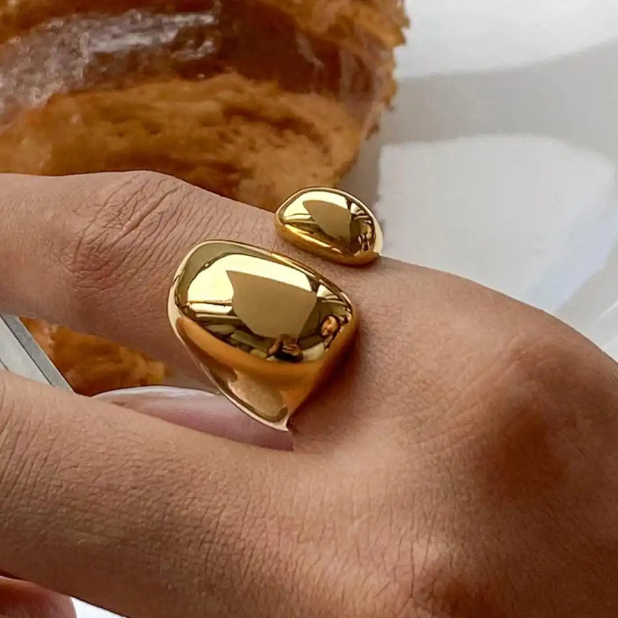 Bague Minimaliste en Or Flow