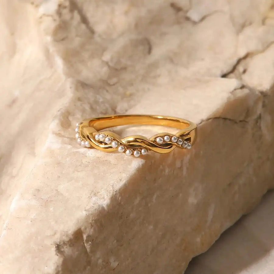 Bague Empilable en Perles Tordues en Or Dainty