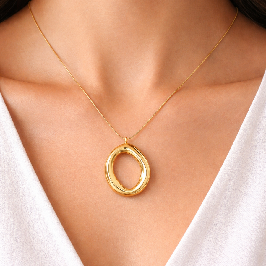 Collier Ovale Doré en Or Plaqué