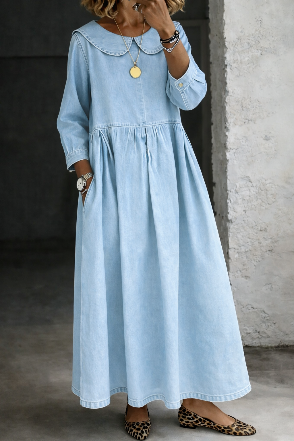 CLARA | Robe en jean avec col Peter Pan