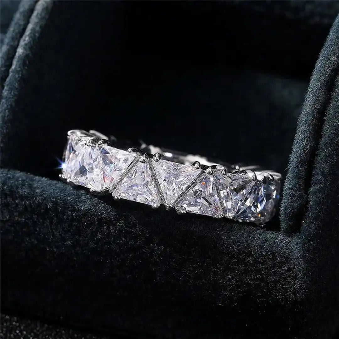 Bague Vintage en Pierre Triangle