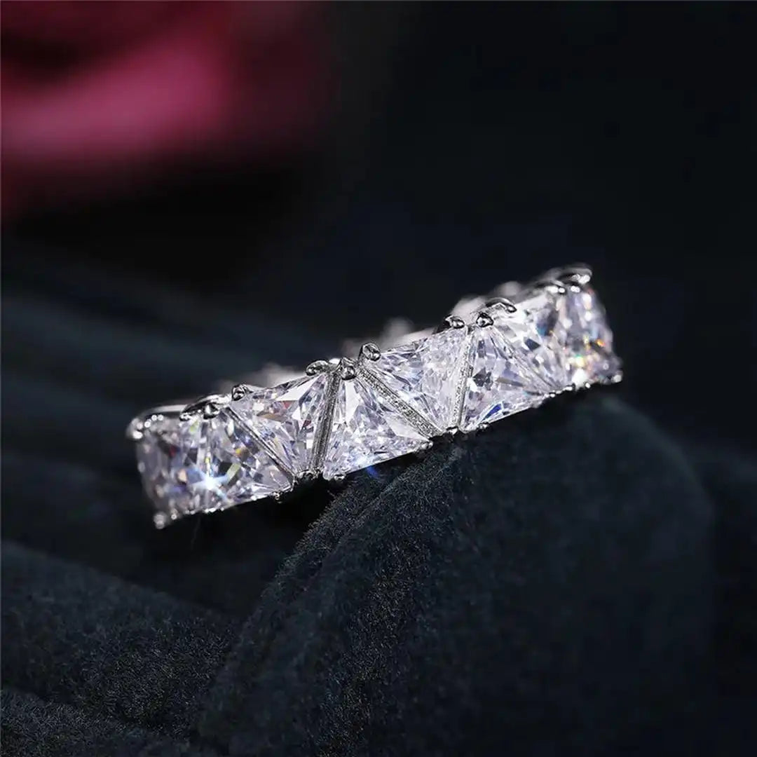 Bague Vintage en Pierre Triangle