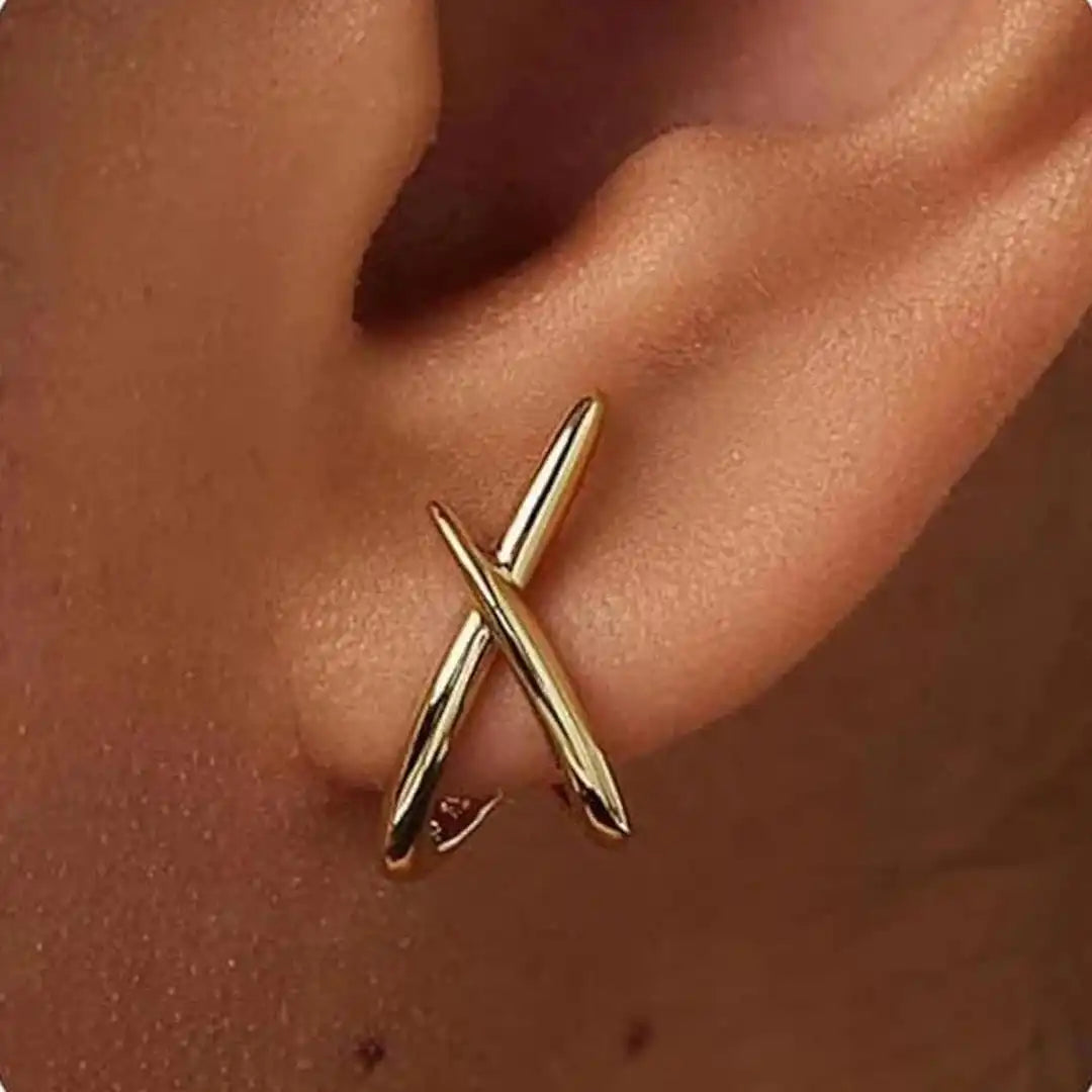 Boucles d'oreilles croisées en or intemporel