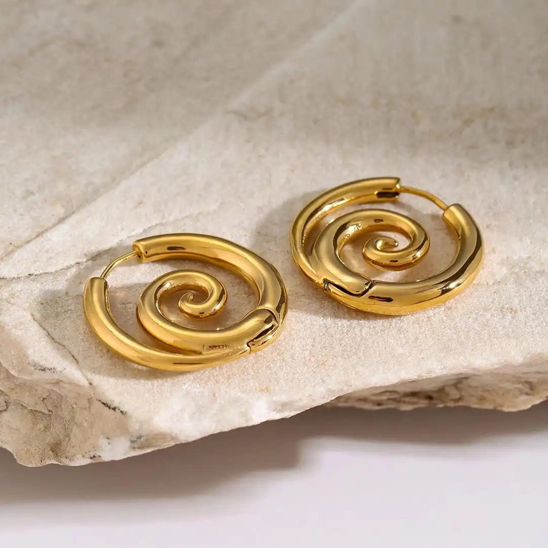 Boucles d'Oreilles Spirale en Or Intemporel