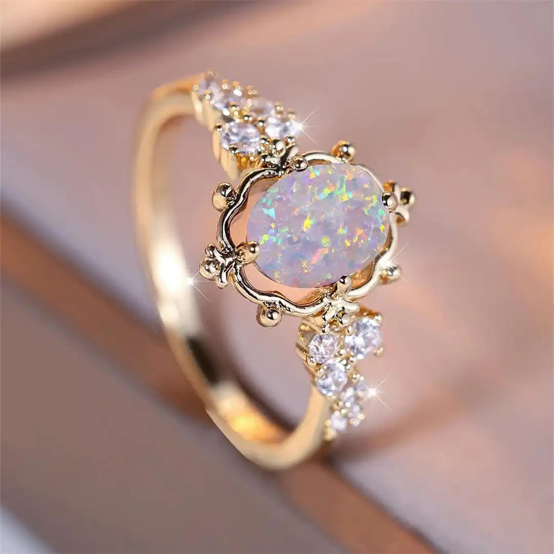 Bague Fleur en Opale de Feu Blanche en Pierre Ovale