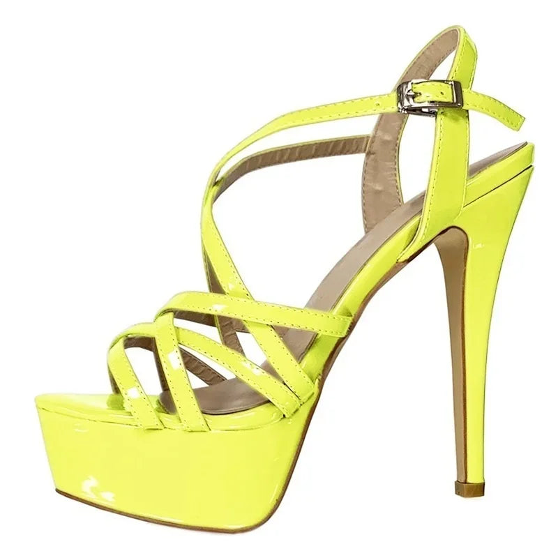 SAINT™ | Talons Élégants