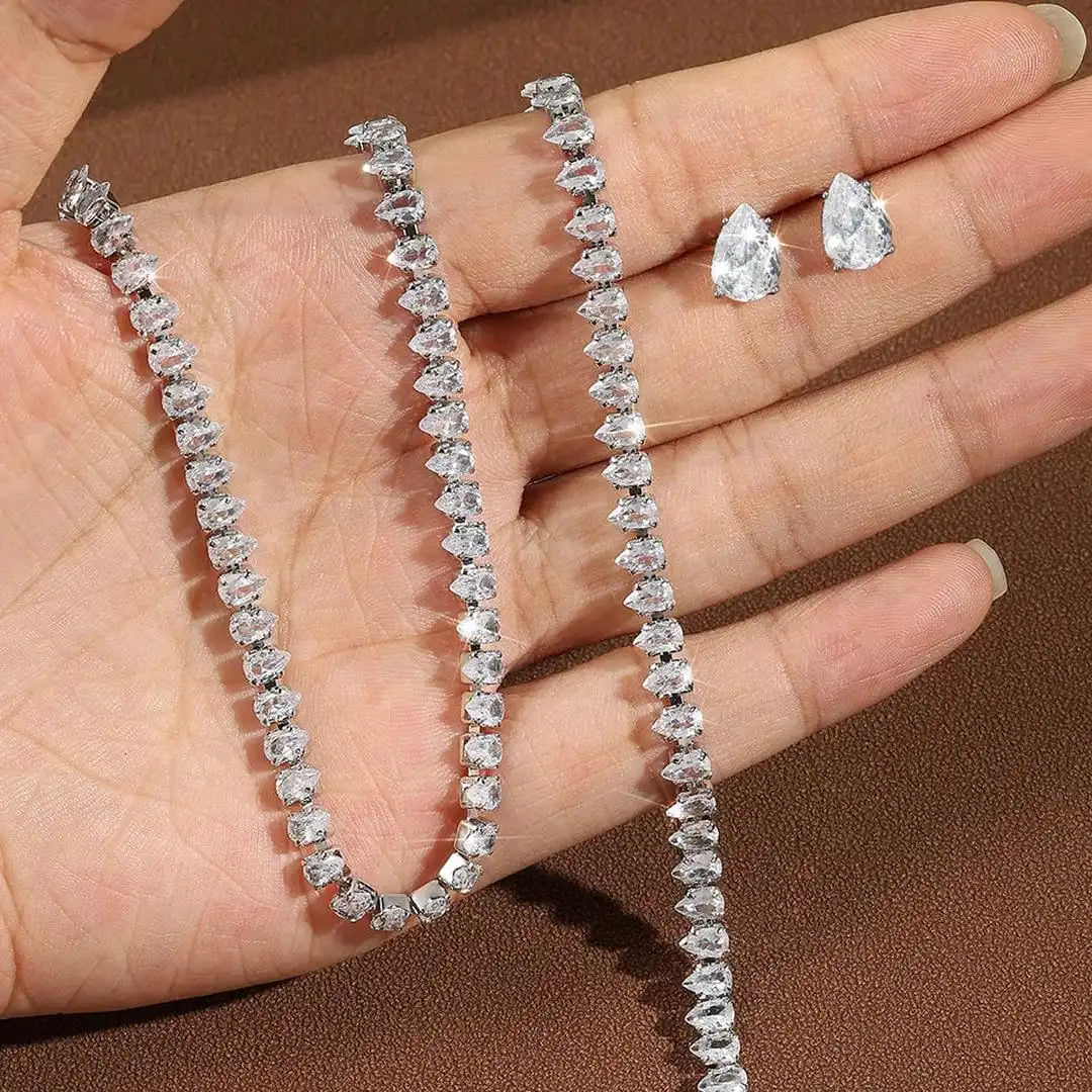 Superbe ensemble complet de mariage en zircon cubique transparent