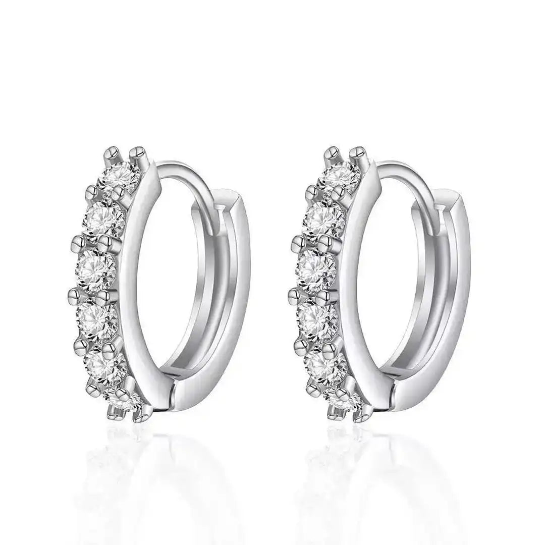 Boucles d'oreilles mini créoles dorées intemporelles