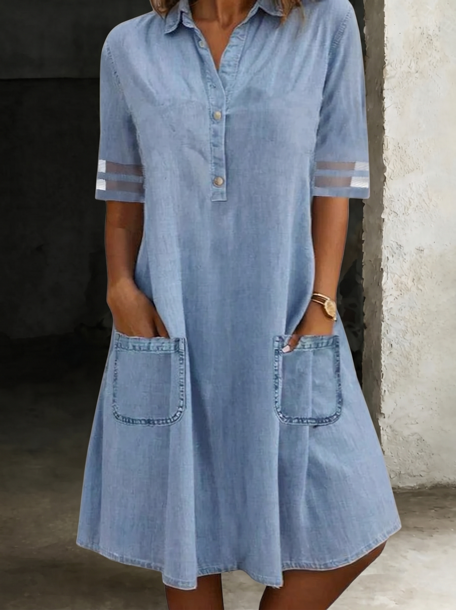 LUCIA | Robe en jean qui met en valeur la silhouette