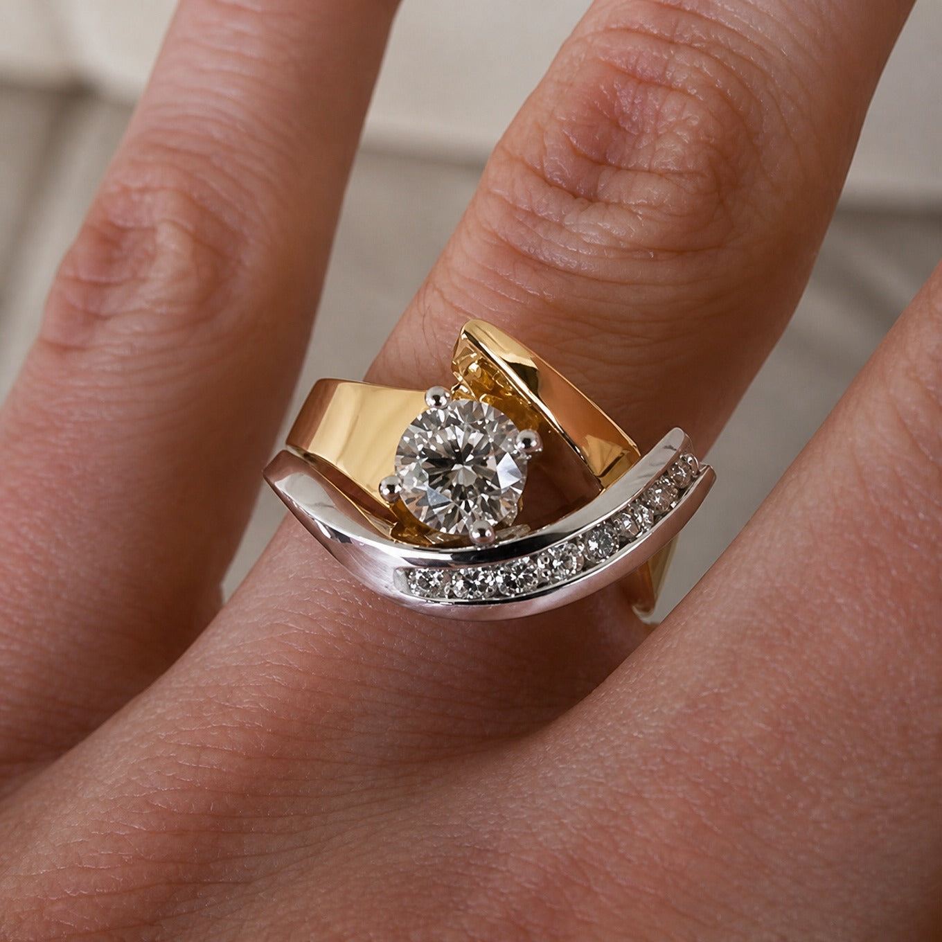 Bague Artistique à Double Teinte