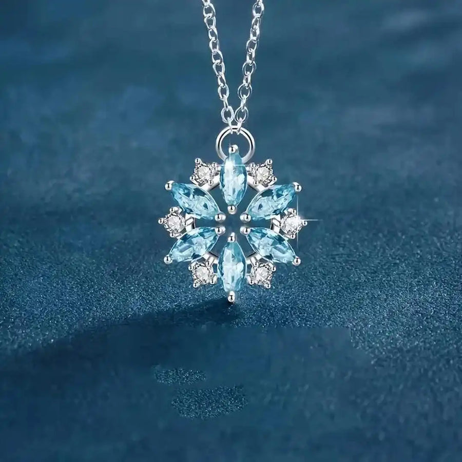 Pendentif en Fleur de Flocon de Neige Bleu en Or Blanc